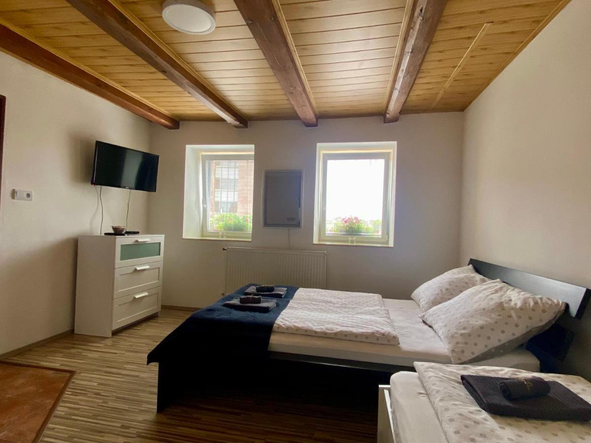 Ubytovani Gm Znojmo Eksteriør bilde
